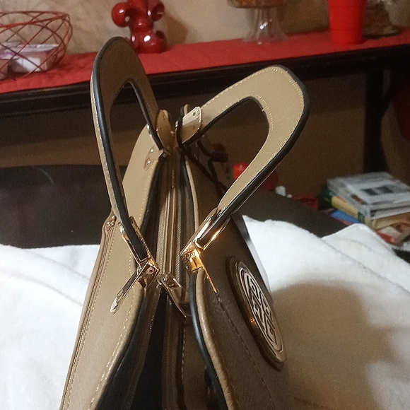 DASEIN HANDBAG - Picture 2 of 6